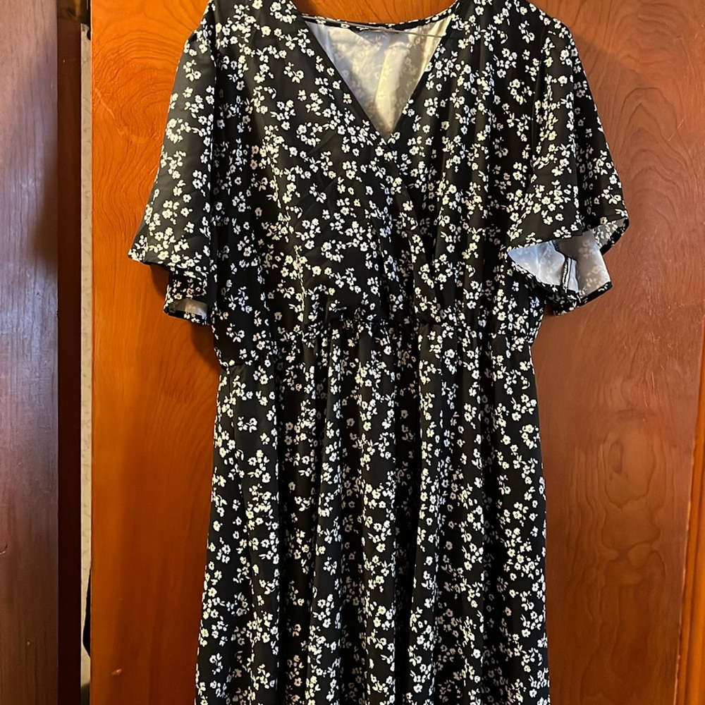 Bloomchic long black floral dress